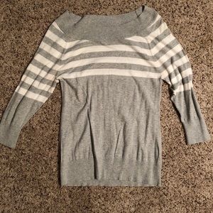 GAP Pullover Sweater - size Large